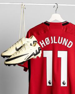 São Paulo/SP - Ajude-nos a levar nossa paixão por camisas de futebol e artigos esportivos para o próximo nível!