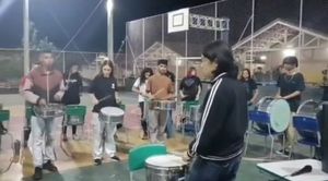 TRANSFORMANDO VIDAS ATRAVÉS DA MÚSICA
