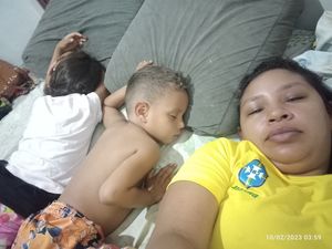 Vaquinha Online - Queria comprar um lar pra mim e meus filhos .