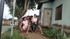 Vaquinha Online - SOZINHA NÃO CONSIGO