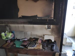 Rio de Janeiro/RJ - AJUDA A TIA MIRTIS