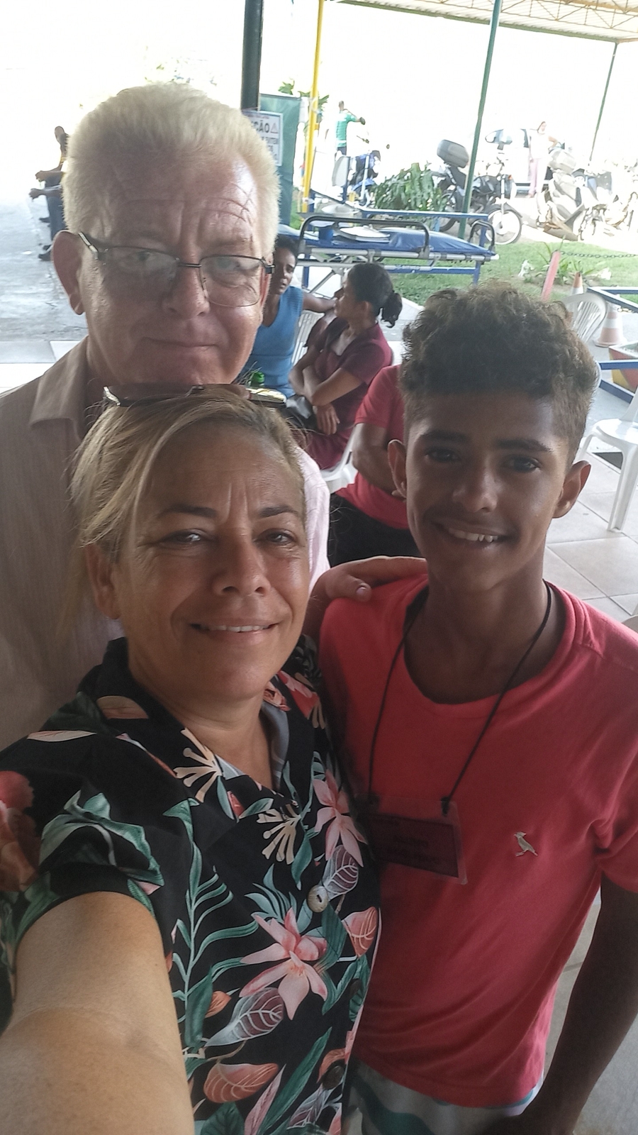 Causas e Comunidade - Ajude uma mulher que sempre ajuda outros