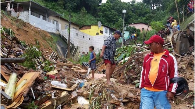 Crowdfunding - AJUDA AOS DESABRIGADOS PELO DESASTRE DAS CHUVAS DE RECIFE-PE