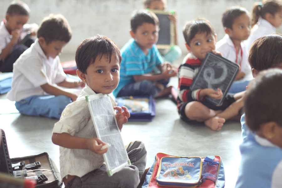 Educação - Ajude: Projeto Educacional P/ Crianças Carentes
