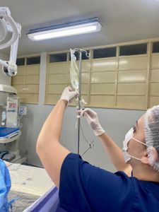 Educação - Ajude uma mediciner!