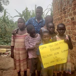 Ajude a alimentar uma criança imagem 8