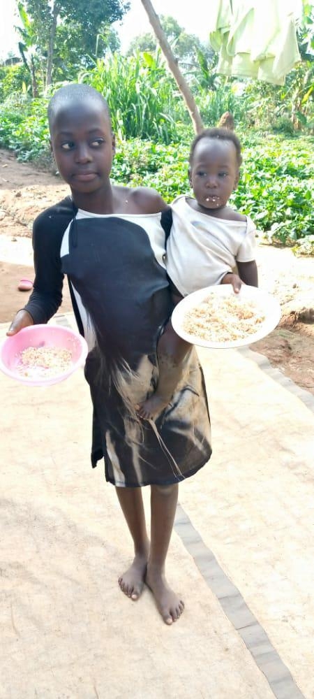 Ajude essas crianças a terem seu alimento - Ajude a alimentar uma criança