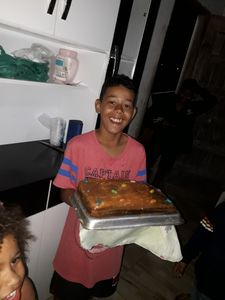 Carla  - Fazia bolos empada pra vende e bolos mas infelizmente t