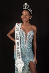"Rumo à Coroa Nacional: Apoie Debora de Souza, Miss Teen Minas Gerais, no Beauty World Brasil 2024!" - "Rumo à Coroa Nacional: Apoie Debora de Souza, Miss Teen Minas Gerais, no Beauty World Brasil 2024!"