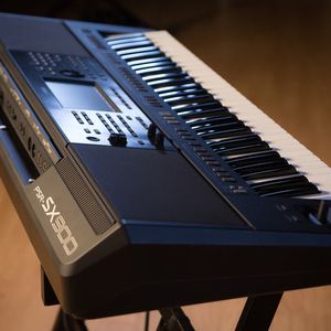 Gente quero realizar esse sonho de ter um teclado pra começa meus trabalhos na área da música, no momento não tenho condições peço ajuda de vcs se for de coração 😓❤️🙏 - Ajuda pra comprar Teclado Pra eu trabalhar 😓