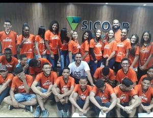 Causas e Comunidade - ORIENTAR JOVENS A PARAR DE NAUFRAGAR NA INTERNET E COMEÇAR A  NAVEGAR COM QUALIDADE.