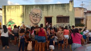 Alimentando Com amor  - Natal Solidário e Digno para moradores de rua