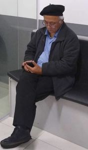 Vaquinha Online - Dizem que aparento tristeza; quero voltar a sorrir...