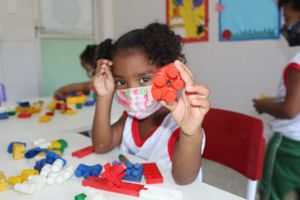 Escola Cria - Um projeto beneficente Mil Caramiolas & Associação Dom Bosco imagem 8