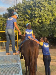 Aimorés/MG - Manter Sonhos com Equoterapia