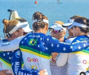 São Paulo/SP - Equipe Mana Brasil no Mundial de canoa havaiana