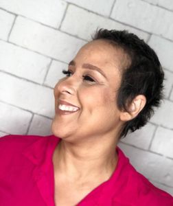 Vanessa  - Ajude a nossa professora viver