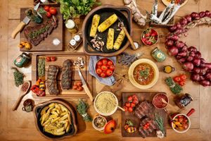 Caridade e Filantropia - افتتاح مطاعم من اجل الذين يحتاجون الى طعام