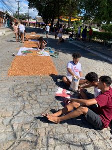 Ajude um grupo de coroinhas de Arraial d'Ajuda - Ajude os coroinhas de Arraial d'Ajuda (distrito de Porto Seguro)