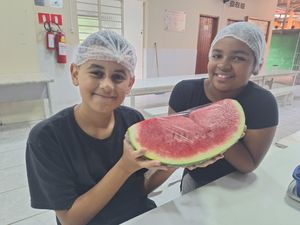 Vaquinha Online - Geladeira para nossa associação