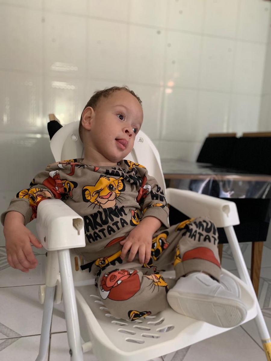 Saúde e Emergências - Kauã de 3 anos com paralisia cerebral