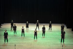 Apoie o Espetáculo Piquenique No Front