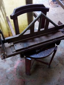 Crowdfunding - Construção de mini galpão e projeto dobradeira manual.