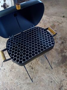 Israel Geraldo Klug - Construção de mini galpão e projeto dobradeira manual.