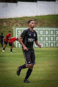 Ajude o Lucas a conseguir uma bolsa para jogar futebol e estudar nos EUA! - Lucas jogando nos EUA