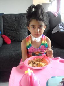 Brasília/DF - Vamos ajudar essa pequena?