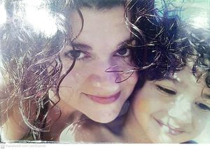 Divinópolis/MG - Livro infantil "Sapatinhos novos"