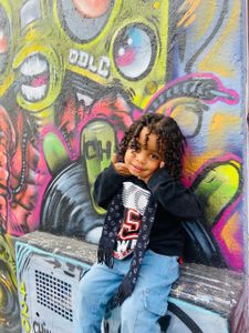 Ajude a Débora e o Pedrinho reerguerem sua casa