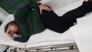 Vaquinha Online - Unidos pela Cura: Ajude VELINE encontrar uma solução!