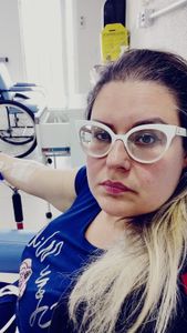 Saúde e Emergências - Unidos pela Cura: Ajude VELINE encontrar uma solução!