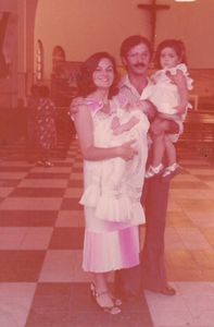 Claudia Veras - PUBLICAÇÃO LIVRO "SOU FILHA DA LEI, SOU FILHA DO REI"