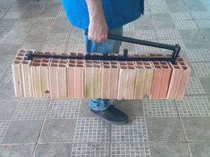 Pré-venda Coletiva - Carregador de tijolos