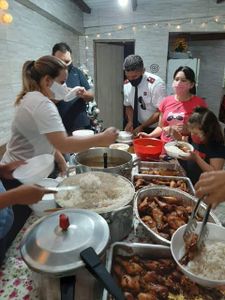 Ceia de natal beneficente no sertão nordestino - Natal de bucho cheio