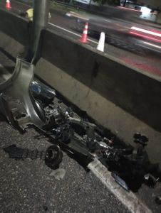 Causas e Comunidade - Preciso de ajuda, fui fechado e capotei com os passageiros!