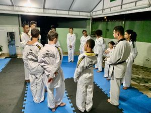 Projeto Um Golpe Contra as Drogas - A sua ajuda é MUITO importante, para que juntos possamos manter as nossas crianças e adolescentes longe das drogas!