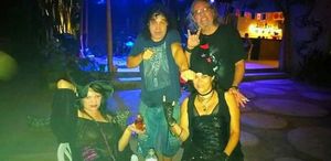 SOS AOS ARTISTAS DE RUA EDU PLANCHÊZ E CATARINA CRYSTAL imagem 7