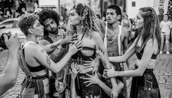 A Cia de Dança do Pantanal precisa ir para Paris!