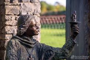 Agradecimento pela cura  - Realizar um antigo sonho de conhecer e agradecer essa grande Deusa paga e Santa Irlandesa