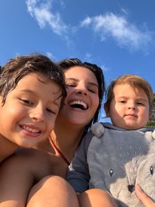 Ajude Vanessa e seus filhos a terem um lar - Praia do Sono 