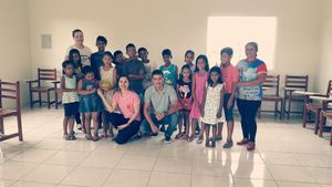 "Unidos pela Mudança: Transformando o Amanhã Juntos"