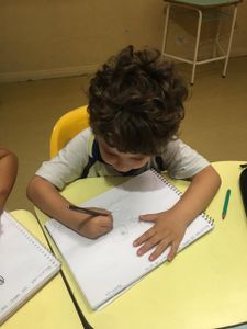 Arrecadação para aquisição de material escolar e brinquedos para vítimas da enchente no RS