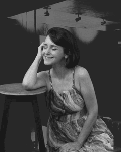  Uma corrente de apoio para Carol Costa