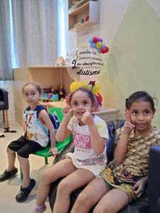 Ajuda para o tratamento da Maya, Karin e Andrey