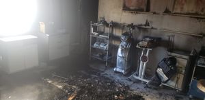 Reconstruir clínica destruída pelo incêndio