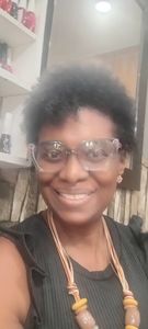 Ajude a Professora Edna a Recuperar os Movimentos e Vencer a Polimiosite!