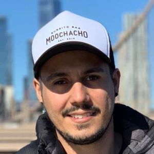 Ajude o seu Miguel, da Venezuela, a reencontrar sua família para o Natal